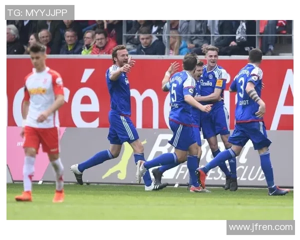 圣保利与达姆施塔在8月11日的精彩对决回顾与赛后分析